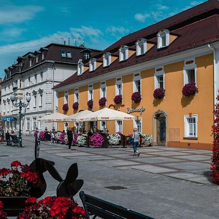 Hotel Restauracja Caspar Jelenia Gora Bagian luar foto
