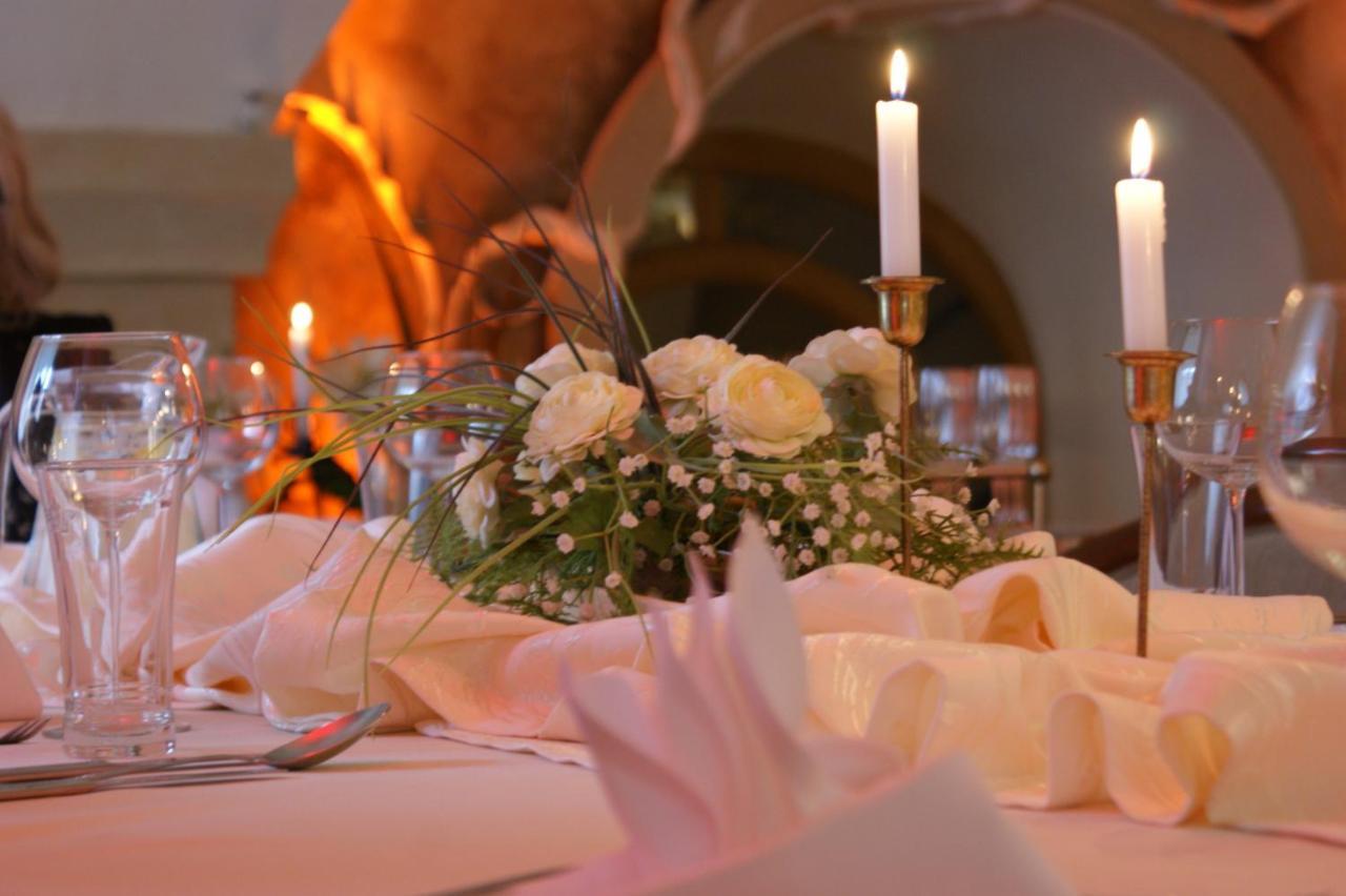 Hotel Restauracja Caspar Jelenia Gora Bagian luar foto